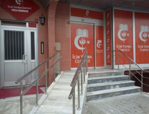 İLİM YAYMA CEMİYETİ TUZLA ŞUBESİ’NDE BAYRAK DEĞİŞİMİ