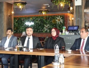 ASLAN BAŞKAN GÜNÜN İLK SAATLERİNDE BASINLA BULUŞTU