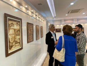 TUZLA’DA KARMA YAKMA RESİM SERGİSİ AÇILDI