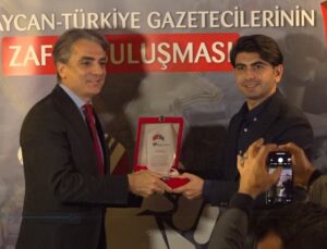 AZERBAYCAN-TÜRKİYE GAZETECİLERİNİN ZAFER BULUŞMASI ETKİNLİĞİ DÜZENLENDİ
