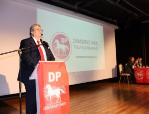 YAŞAR TAŞKIRAN KENDİ REKORU TAZELEDİ 7’NCİ KEZ İLÇE BAŞKANI OLDU