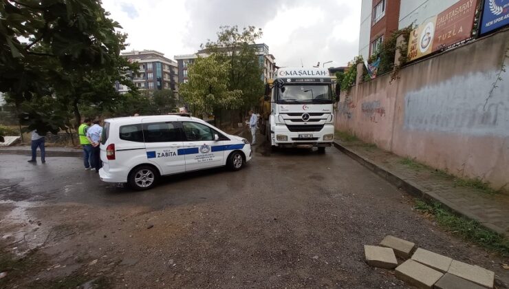 TUZLA BELEDİYESİ ZABITA EKİPLERİNDEN KAÇAK DÖKÜME SUÇÜSTÜ