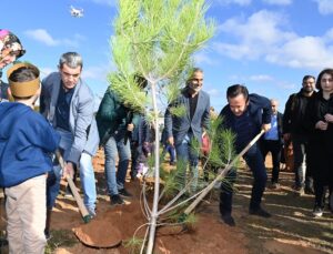 TUZLA’DA KİŞİ BAŞINA DÜŞEN AKTİF YEŞİL ALAN MİKTARI 6,23 METREKAREYE ULAŞTI