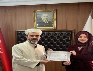 TUZLA’DA YÜREK ISITAN İSLAM’A GEÇİŞ! DARİA DERYA OLDU