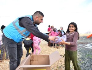 HATAYLI DEPREMZEDE ÇOCUKLARIN OYUNCAK MUTLULUĞU