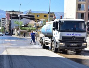 KIRIKHAN’DA TEMEL BELEDİYECİLİK HİZMETLERİ ARALIKSIZ DEVAM EDİYOR