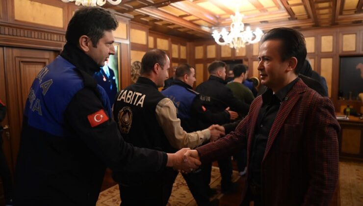 TUZLA BELEDİYE BAŞKANI DR. ŞADİ YAZICI: “KIRGINLIKLARI, DARGINLIKLARI BİR YANA BIRAKACAĞIZ”