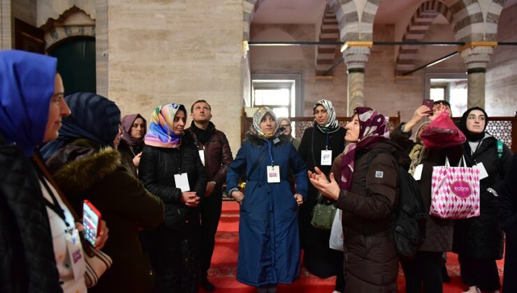 TUZLA’DA ‘RAMAZAN’DA CAMİLERİ GEZİYORUM’ ETKİNLİĞİNE YOĞUN İLGİ