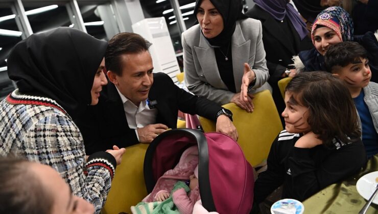 TUZLA’DA 31 YILLIK GELENEK. YETİM ÇOCUKLAR İFTAR PROGRAMINDA BİR ARAYA GELDİ