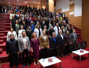 TUZLA’DA DÜNYA HEMŞİRELER GÜNÜ ÖZEL PROGRAMLA KUTLANDI