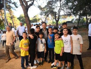 TUZLA BELEDİYE BAŞKANI DR. ŞADİ YAZICI; “KURBANI BAYRAM YAPAN BÜTÜN GÜZELLİKLERİN HAYATIMIZI KUŞATMASINI DİLİYORUM”