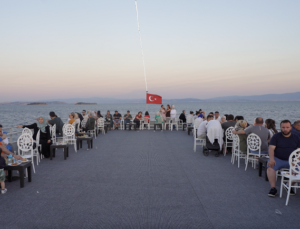TUZLA BELEDİYESİ, İSTANBULLULARA MEHTAP TURLARI İLE DENİZ KEYFİ YAŞATIYOR