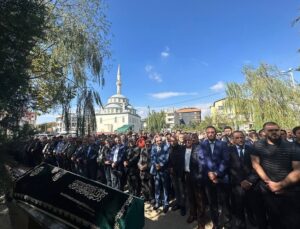 KASIM DURMAZ’IN ACI GÜNÜ! BABASINI KAYBETTİ