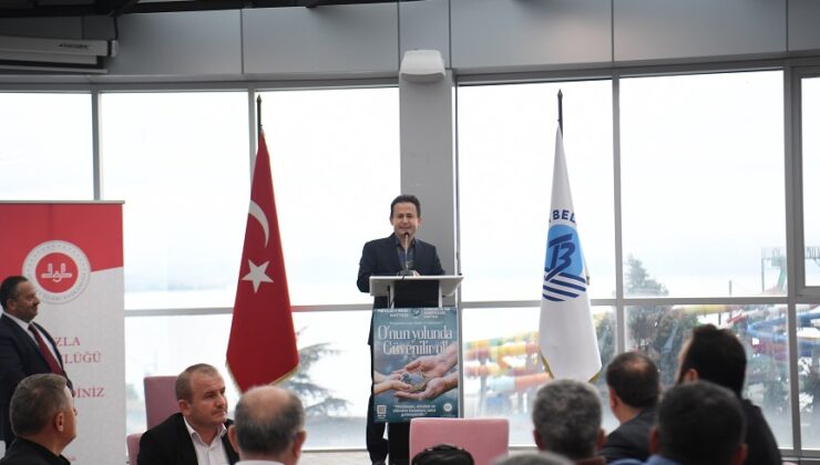 MEVLİD-İ NEBİ HAFTASI İLE CAMİLER VE DİN GÖREVLİLERİ HAFTASI TUZLA’DA KUTLANDI