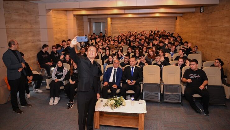 DR. ŞADİ YAZICI, MEHMET TEKİNALP ANADOLU LİSESİ’Nİ ZİYARET ETTİ