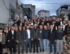 TURGUT ANDİÇ 300 KİŞİYLE AK PARTİYE KATILDI HEM DE MECLİS ÜYESİ ADAY ADAYI OLDU