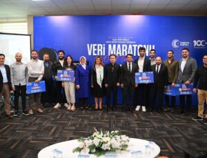 TUZLA’DA DÜZENLENEN ‘VERİ MARATONU’ YARIŞMASI’NDA ÖDÜLLER SAHİPLERİNİ BULDU