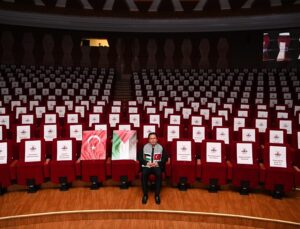 GAZZE’DE KATLEDİLEN ÇOCUKLAR, DÜNYA ÇOCUK HAKLARI GÜNÜ’NDE TUZLA’DA ANILDI