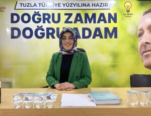 AK PARTİ TUZLA KADIN KOLLARINDA BAYRAK DEĞİŞİMİ