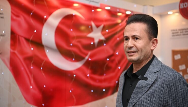 TUZLA’DA TÜRK’ÜN ÖZÜ AKİF’İN SÖZÜ MEHMET AKİF ERSOY SERGİSİ AÇILDI