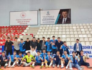 ŞAMPİYON YİNE KALE OKULLARI!!!