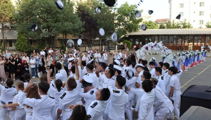 PİRİ REİS MTAL’DE MEZUNİYET COŞKUSU