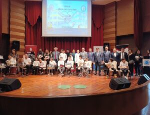 TUZLA HEM 3 ARALIK DÜNYA ENGELLİLER GÜNÜ KAPSAMINDA FARK YARATAN ETKİNLİĞE İMZA ATTI