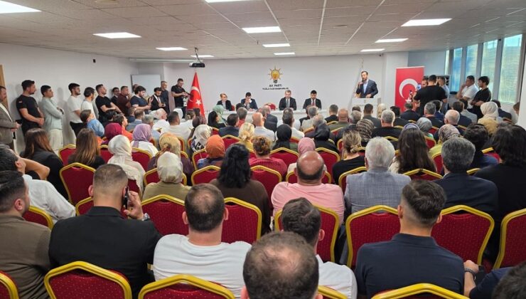 AK PARTİ TUZLA’DA GÖVDE GÖSTERİSİ! TEŞKİLATTAN BİRLİK, BELEDİYEDEN HİZMET MESAJI