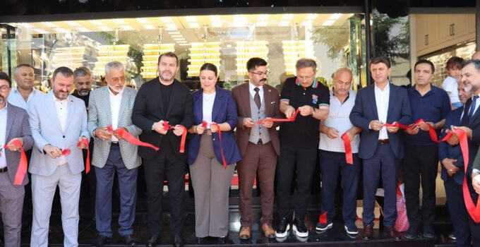 TUZLA’DA SEVGİN KUYUMCULUK RÜZGÂRI!